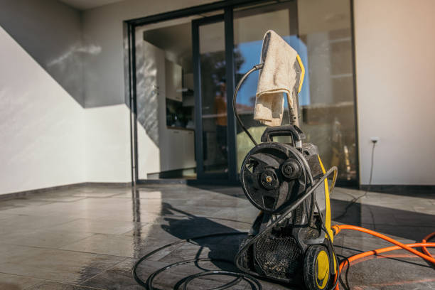 Best Driveway Pressure Washing  in Peralta, NM
